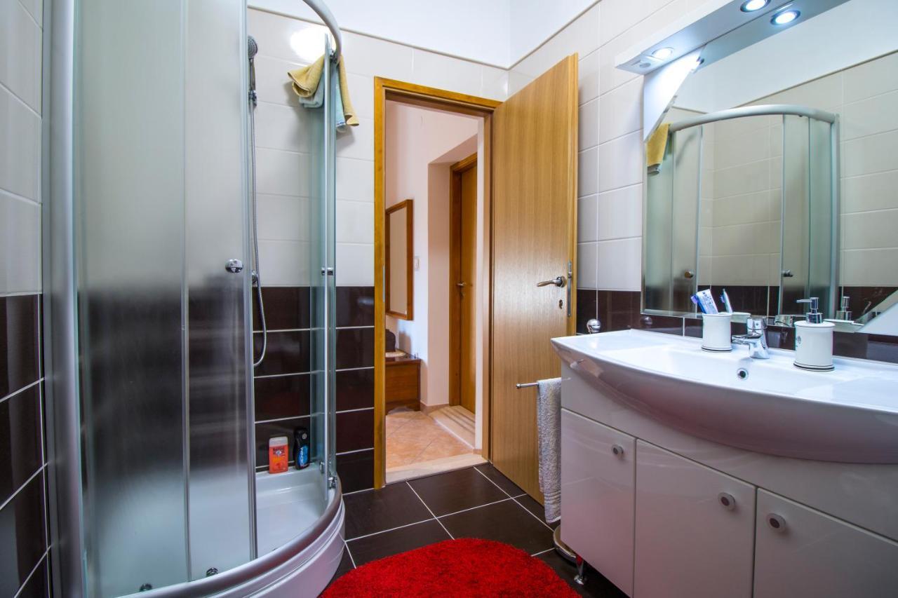 Apartman Kapovic Kaštela Exterior foto