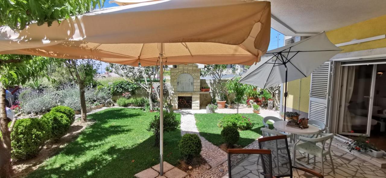 Apartman Kapovic Kaštela Exterior foto