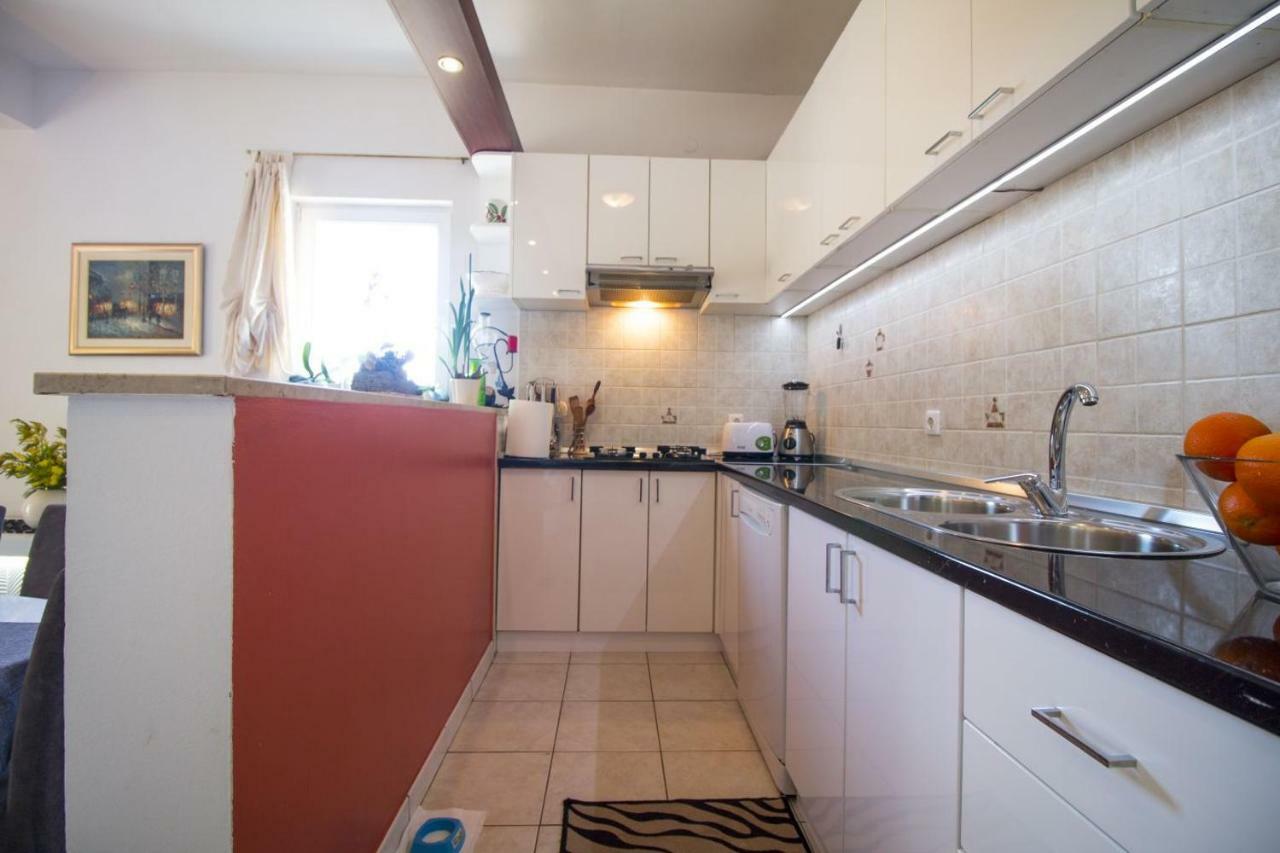 Apartman Kapovic Kaštela Exterior foto